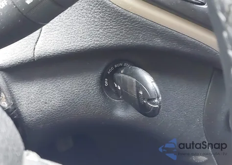 2015 Jeep Cherokee Latitude z USA, uszkodzony, nr VIN 1C4PJLCB8FW656494